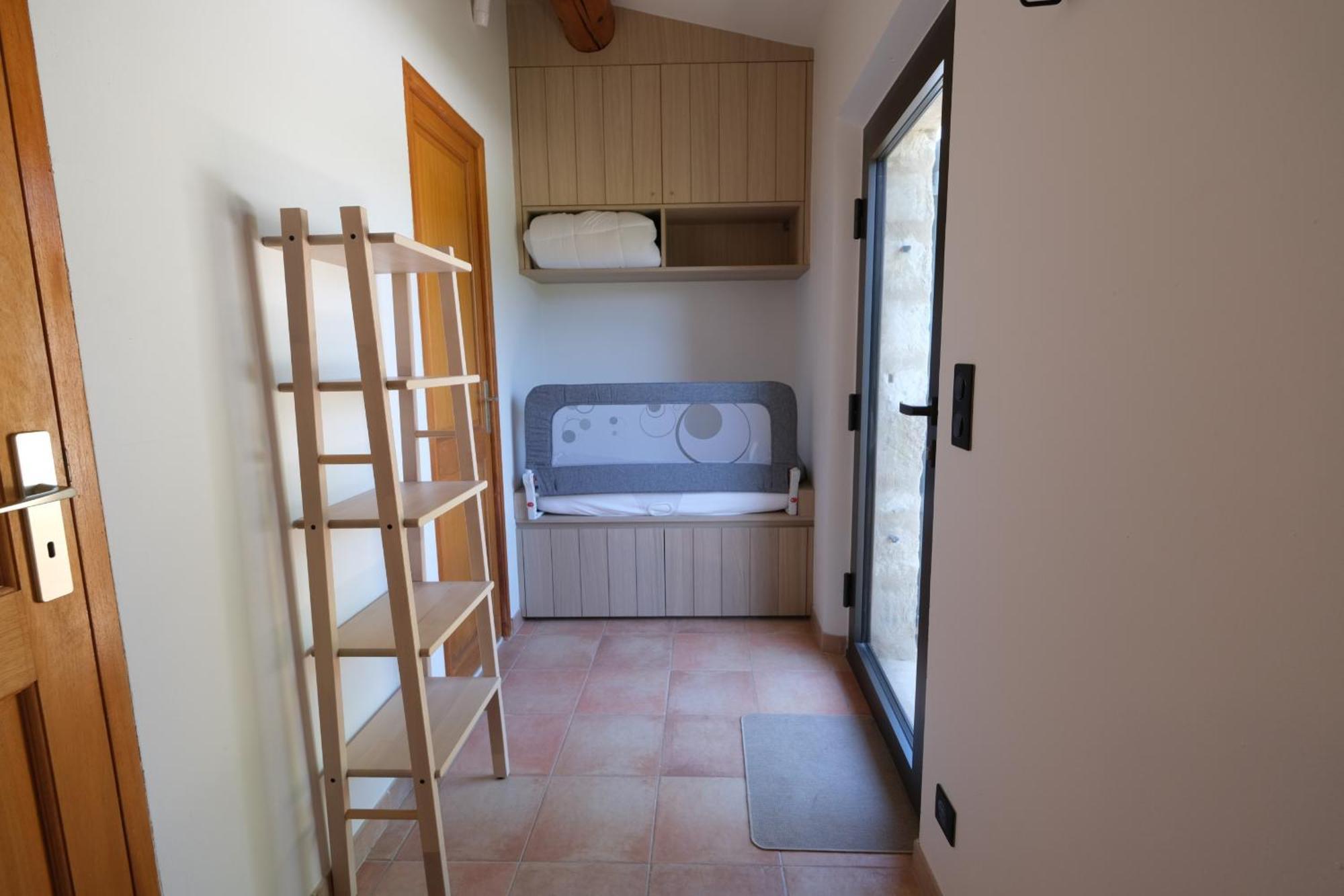 Maison Provençale avec piscine chauffée avec une jolie vue sur le Luberon, située au calme à Robion, proche de l'Isle sur la Sorgue, LS2-326 AMIRADOU Esterno foto